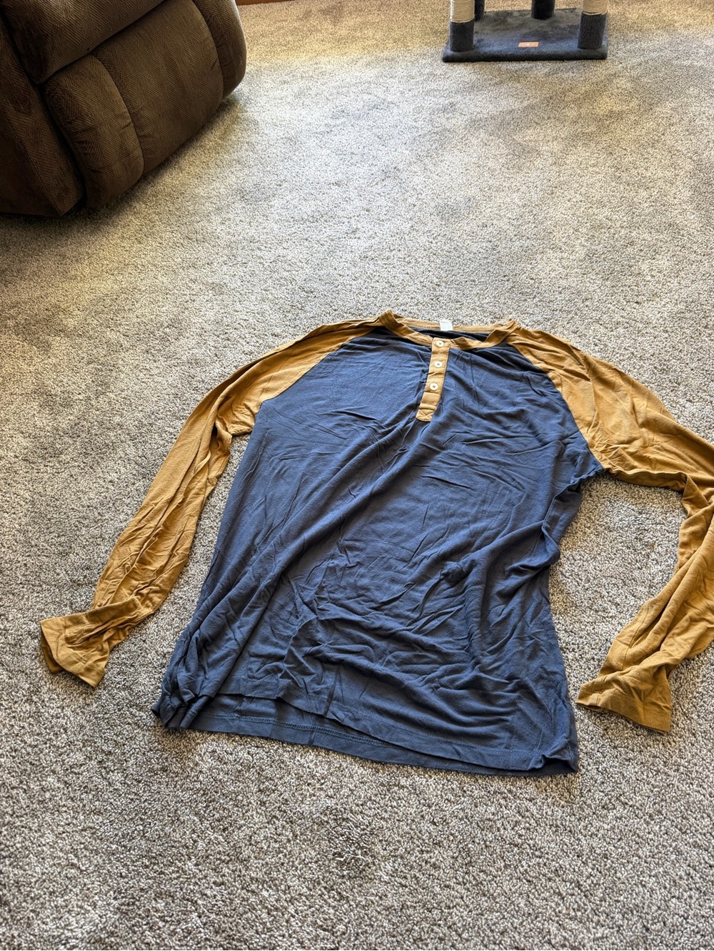 kate quinn Two-Tone Henley Shirt - Blue & Mustard